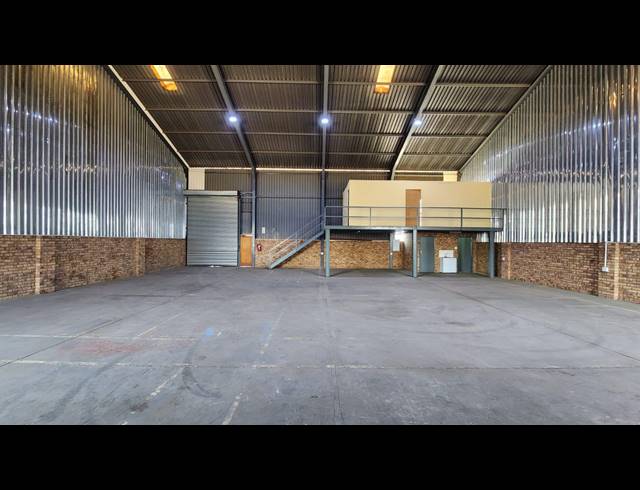 375M² WAREHOUSE TO LET IN ROSSLYN
